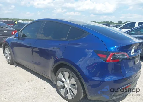 2021 Tesla Model Y Long Range Dual Motor All-Wheel Drive from USA, damaged, VIN 5YJYGDEE2MF197688